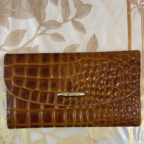 JONES NEW YORK Cognac GENUINE LEATHER Croc Print CARd WALLET - Picture 1 of 9